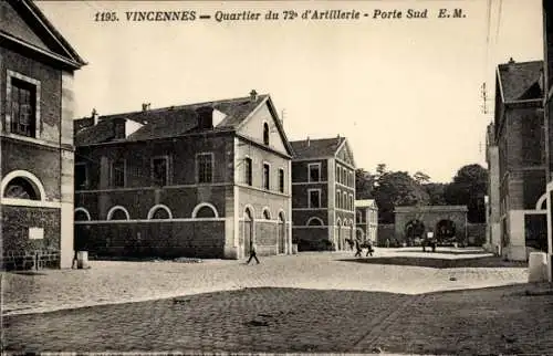 Ak Vincennes Val de Marne, Quartier du 72e d'Artillerie, Porte Sud