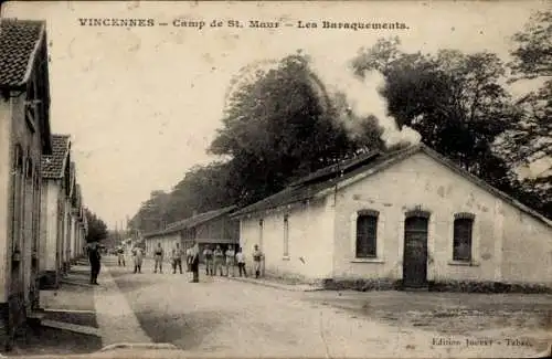 Ak Vincennes Val de Marne, Camp de St. Maur, Les Baraquements