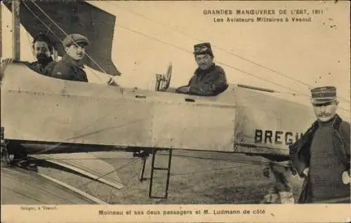CPA Grandes manœuvres de l'Est de 1911, Moineau et ses deux passagers et M. Ludmann de côté