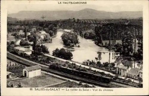 Ak Salies du Salat Haute Garonne, La vallee du Salat, Vue du chateau