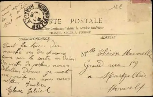 Ak Uzès Gard, Les Arcades