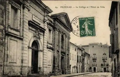 Ak Pézenas Hérault, Architektur des Kollegiums, Hotel de Ville,  Straßenansicht