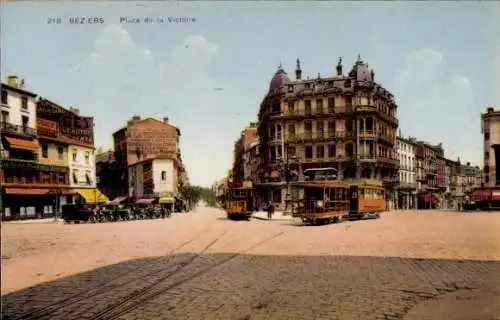 Ak Béziers Hérault, Platz mit alter Architektur, Straßenbahn, Werbeschilder, belebte Straße