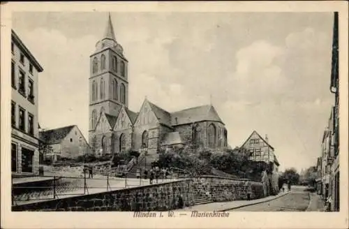 Ak Minden in Westfalen, Marienkirche, Stadtansicht, alte Architektur, ruhige Straße