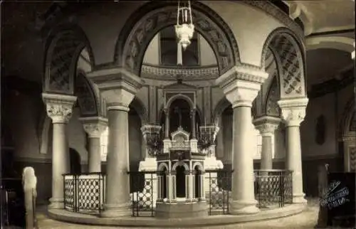 Ak Fulda in Hessen, Innenansicht einer rotunde, Säulen, Altar, chandelier,  Architektur