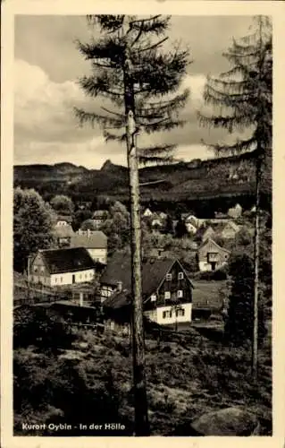 Ak Oybin in der Oberlausitz, Schöne Landschaft, Häuseransicht, Bäume, Berge im Hintergrund,  Atmo