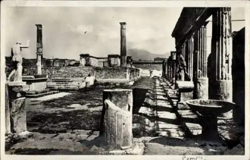 Ak Pompeji Pompei Campania, Ruinen, Tempel, Säulen, Statue, Historische Stätte