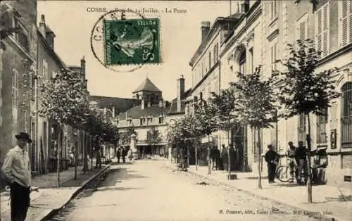 CPA Cosne-Nièvre, Rue de 14 Juillet, Poste