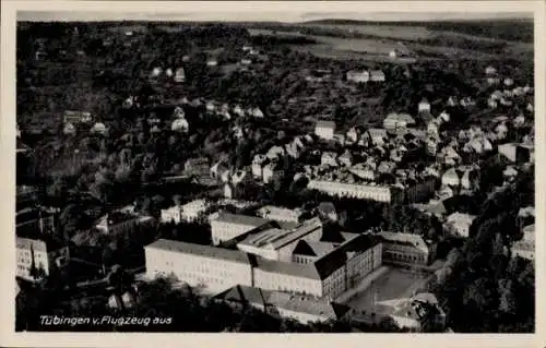 Ak Tübingen am Neckar, Luftaufnahme von  Häuser, grüne Landschaft, Stadtansicht