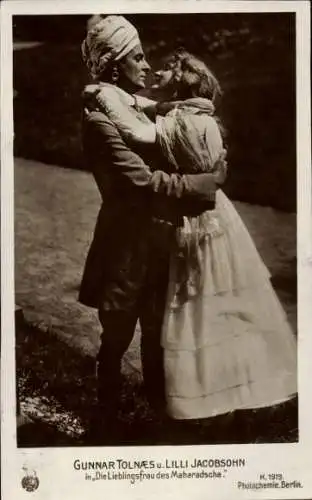 Ak Filmszene Die Lieblingsfrau des Maharadscha, Schauspieler Gunnar Tolnaes und Lilli Jacobsohn