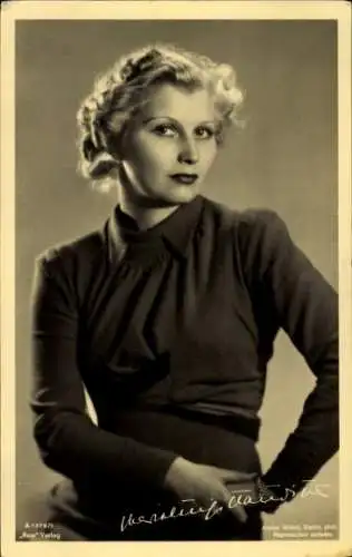 Ak Schauspielerin Marieluise Claudius, Portrait