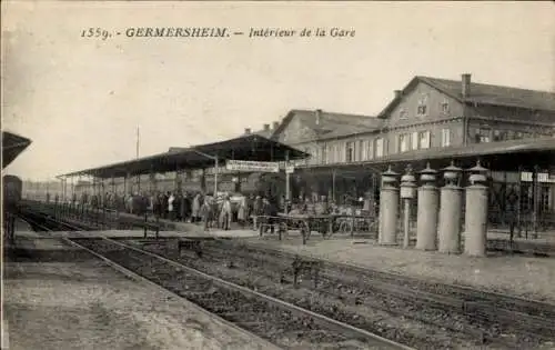 Ak Germersheim am Rhein, Bahnhof, Gleisseite