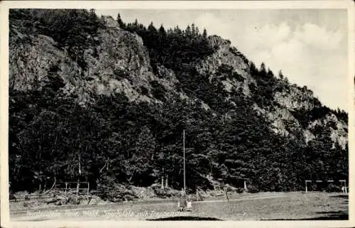 Ak Winterstein Waltershausen in Thüringen, Sportplatz, Treppenstein