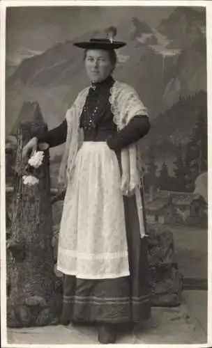 Ak Frau in bayerischer Tracht, Portrait