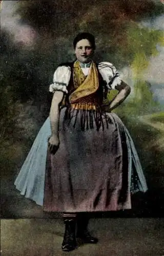 Ak Frau in ungarischer Tracht, Porträt