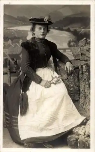 Ak Frau in bayerischer Tracht, Portrait