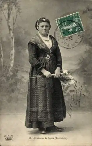 Ak Costumes de Savoie, Tarentaise, Frau in französischer Tracht