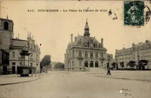 Ak Vincennes Val de Marne,  La Place de l'Hôtel de Ville, historische Architektur