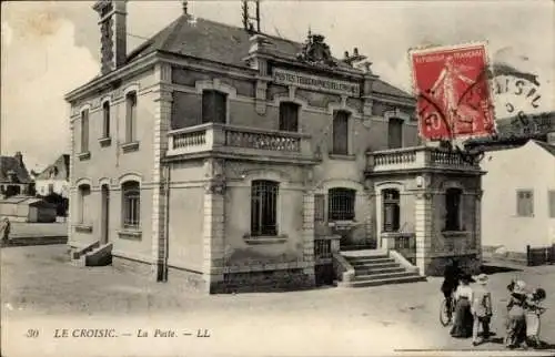 Ak Le Croisic Loire Atlantique, Postamt, Architektur,  , Details auf Fassade