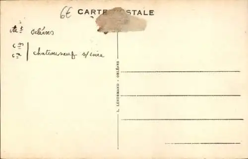 CPA Châteauneuf-sur-Loire Loiret, vue générale, bords de la Loire