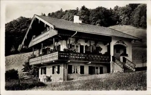 Ak Bad Wiessee im Kreis Miesbach Oberbayern, Haus Bergfrieden