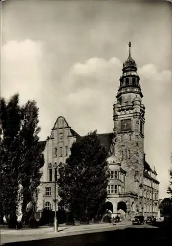 Ak Wittenberge an der Elbe Prignitz, Rathaus  Historisches Gebäude, Turm, Bäume, Straße
