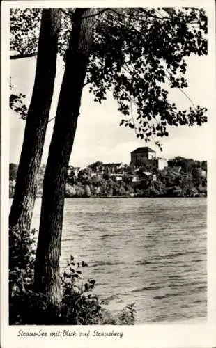 Ak Strausberg Märkisch Oderland, Blick über den Straussee auf die Ortschaft