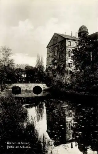 Ak Köthen in Anhalt, Partie am Schloss