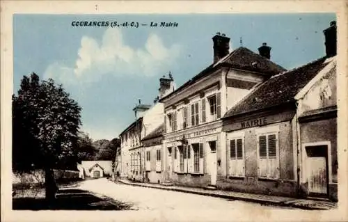 Ak Courances Essonne, La Mairie, Straße, Häuser, Bäume, Himmel