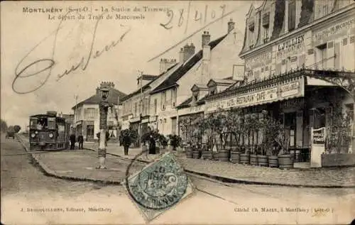 Ak Montlhéry Essonne, Station des Tramways, Abfahrt des Zuges, Restaurant-Café, J. Desouillons, V