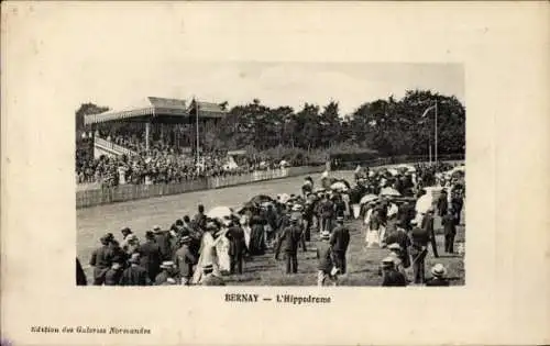 Ak Bernay Eure, Pferderennen, Menschenmenge, Zuschauertribüne, L'Hippodrome