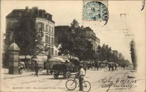Ak Clichy Hauts de Seine, Boulevard Victor Hugo,  Straßenansicht, Radfahrer, Pferdewagen