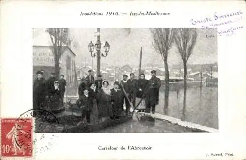 CPA Issy les Moulineaux Hauts de Seine, Inondation 1910, Carrefour de l'Abreuvoir