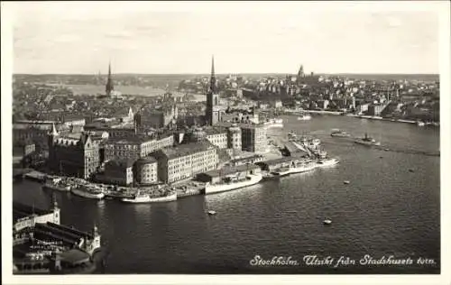 Ak Stockholm Schweden, Panoramaansicht von  Stadshuset, Wasser und Boote