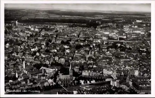 Ak Pforzheim im Schwarzwald, Luftaufnahme von  Stadtansicht, Schwarzwald, Schmuck und Uhren