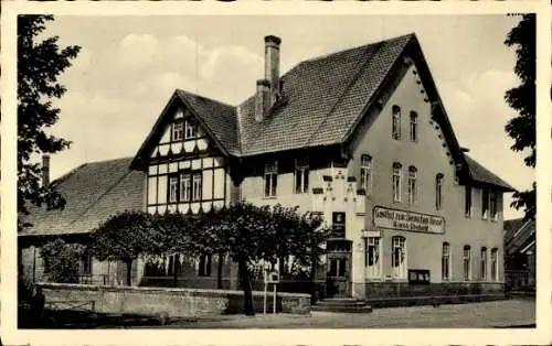 Ak Münchehagen Rehburg Loccum in Niedersachsen, Gasthof zum Deutschen Haus,  Architektur, Garten,