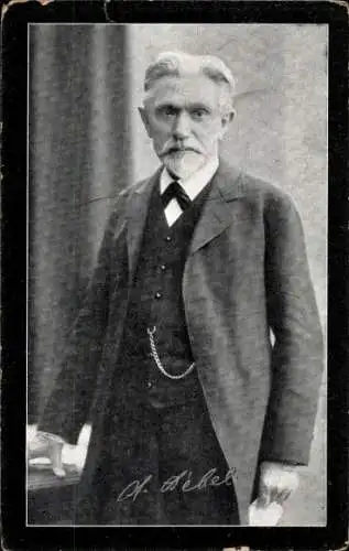 Ak August Bebel, Standportrait