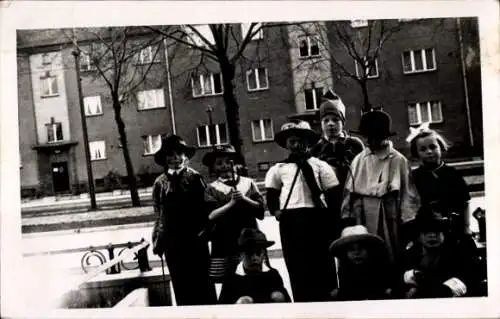 Foto Ak Brandenburg an der Havel, Kinder