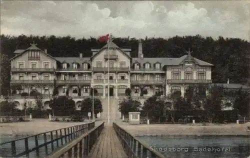 Ak Skodsborg Dänemark, Blick auf das Skodsborg Badehotel vom Meer aus, welches eine dänische F...
