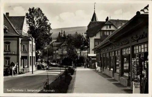 Ak Świeradów Zdrój Bad Flinsberg Schlesien, Blick in die Kurstraße, Geschäfte