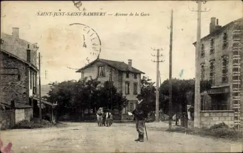 CPA Saint Just Saint Rambert Montbrison Loire, Avenue de la Gare