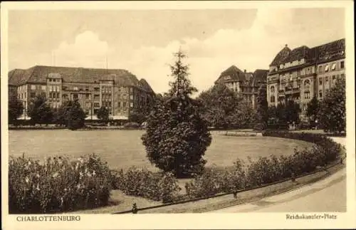 Ak Berlin Charlottenburg, Reichskanzler-Platz, Architektur, Parkanlage, historisc...
