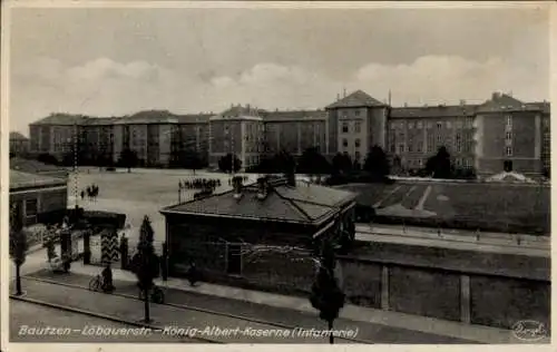 Ak Bautzen in der Oberlausitz, König-Albert-Kaserne, Infanterie, Architektur, historische Post...