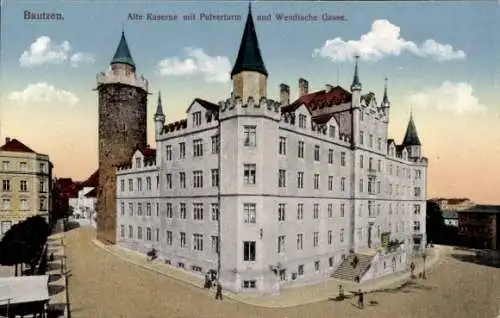 Ak Bautzen in der Oberlausitz, Alte Kaserne, Pulverturm, Wendische Gasse, historisches Gebäude