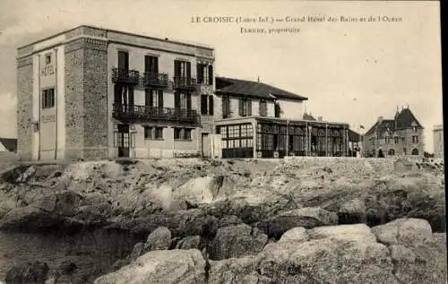 Ak Le Croisic Loire Atlantique, Hotel  Grand Hotel des Bains, Meer, Architektur
