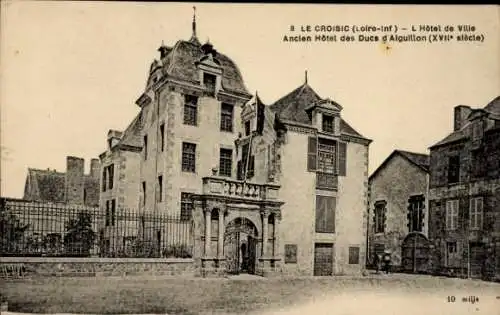 Ak Le Croisic Loire Atlantique, L Hôtel de Ville, Alte Hotel des Ducs d'Aiguillon, 17. Jahrhunder