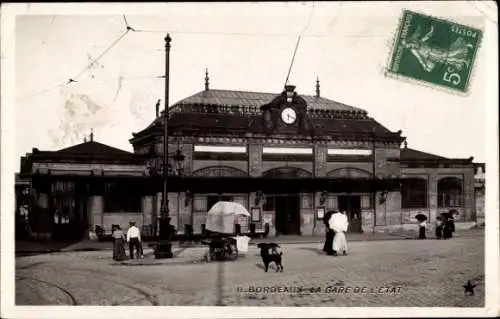 Ak Bordeaux Gironde, Bahnhof, Menschen, Hund,  , schwarz-weiß