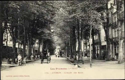 Ak Luchon Haute Garonne, L'Allee des Bains, Straßenpartie, Kutsche