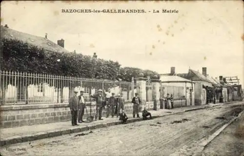 Ak Bazoches les Gallerandes Loiret, La Mairie