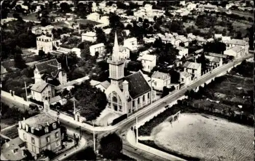 Ak Neuilly Plaisance Seine Saint Denis, Fliegeraufnahme, Eglise du Plateau, Chapelle d'Avron